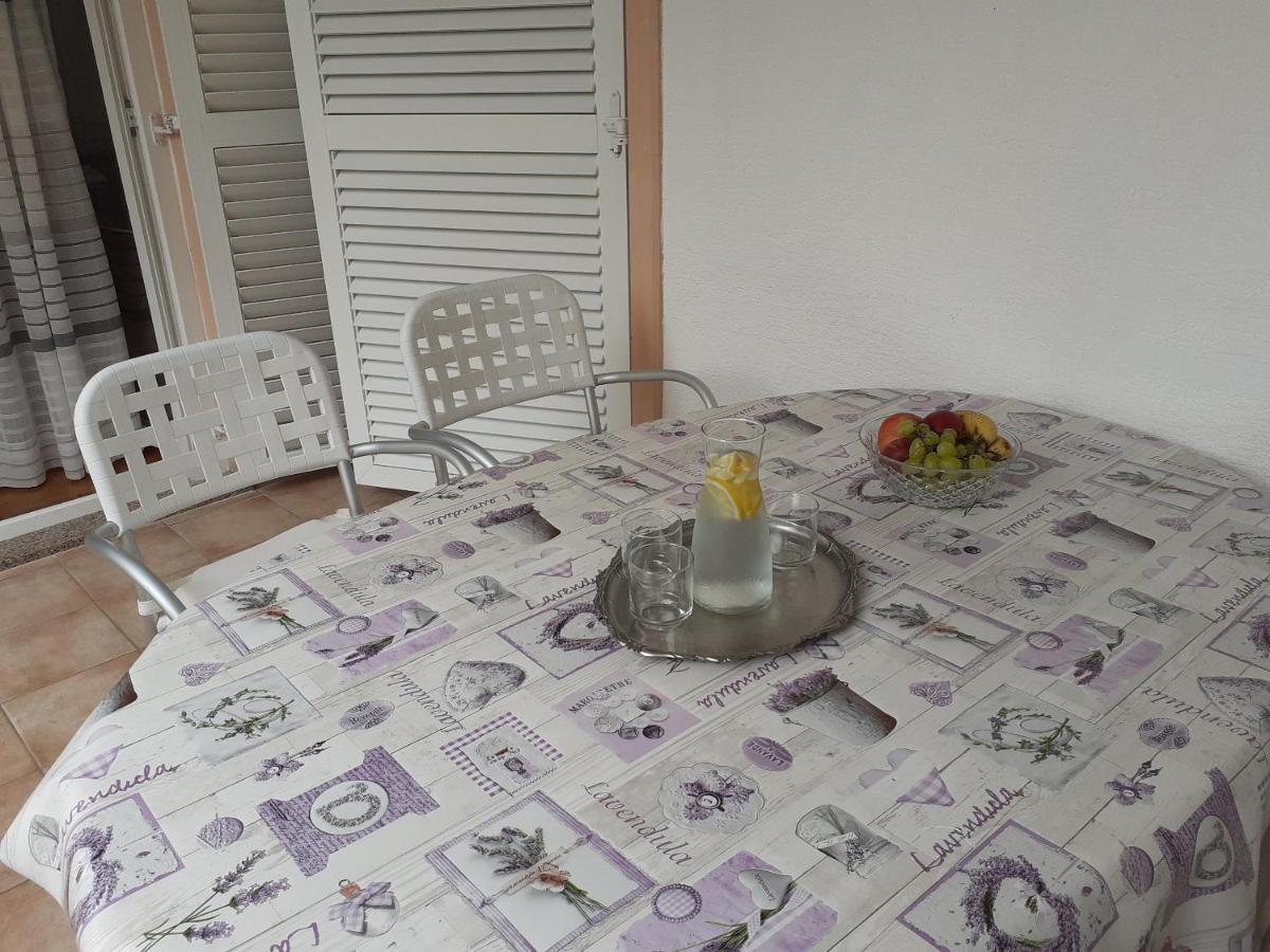Apartment Conty On The Ground Floor Малинска Екстериор снимка