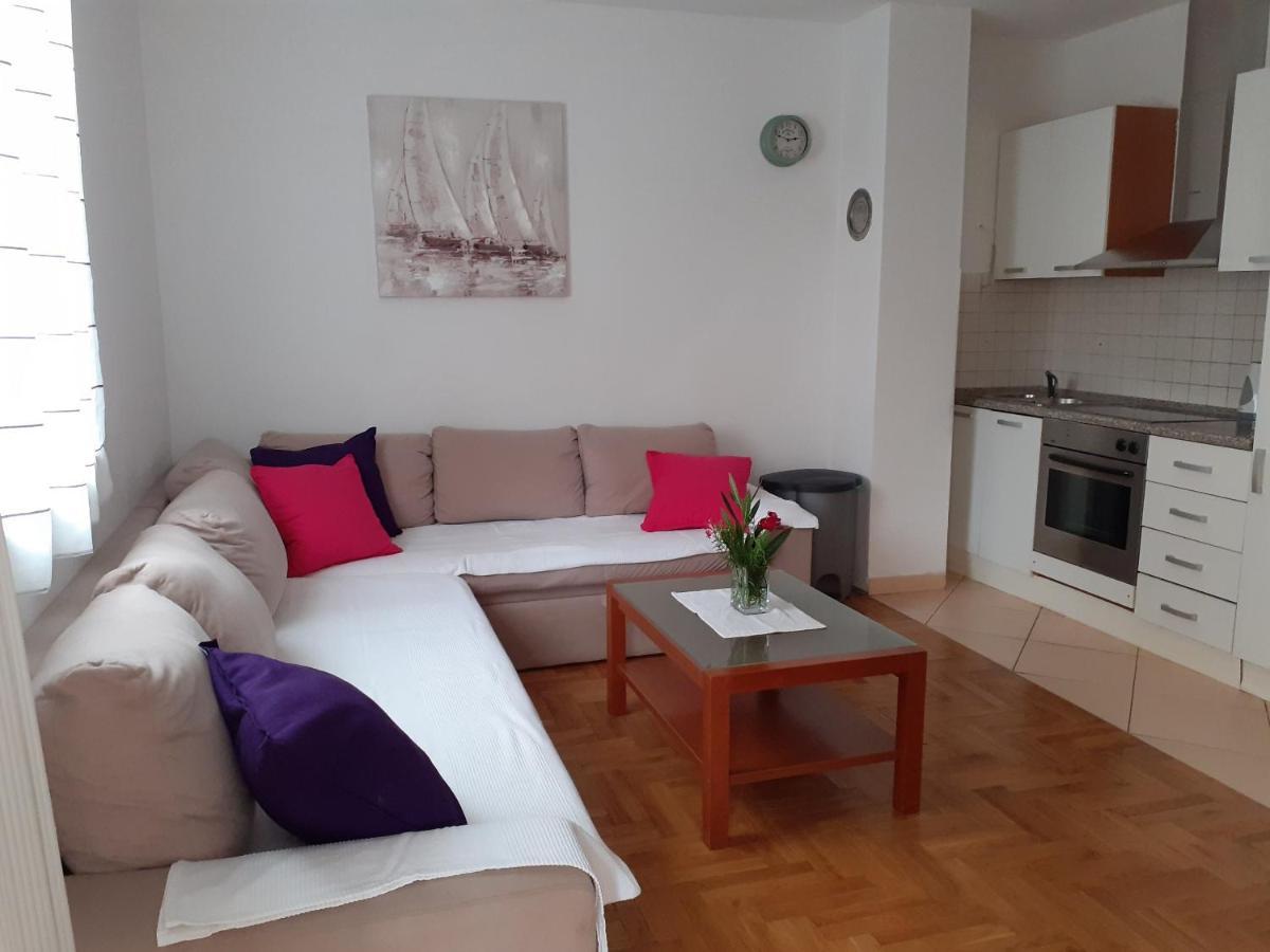 Apartment Conty On The Ground Floor Малинска Екстериор снимка