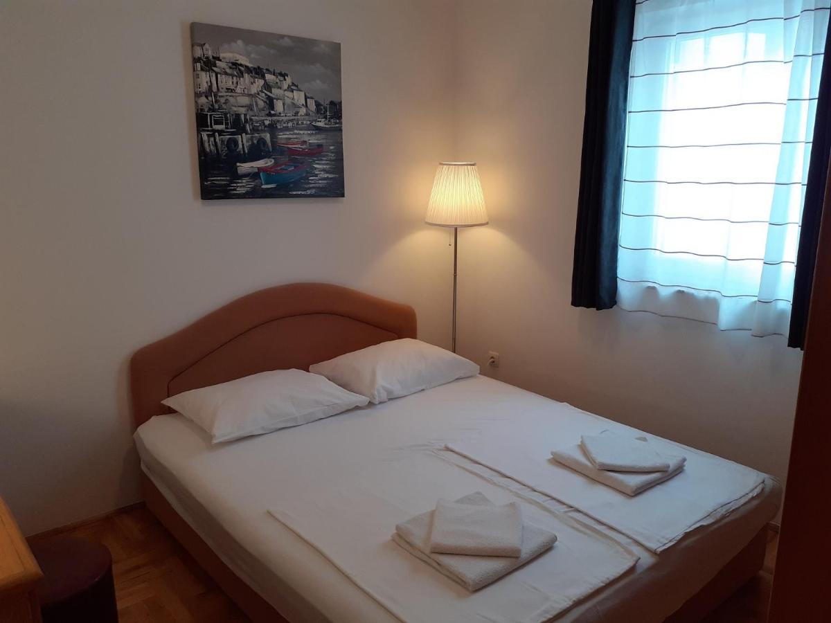 Apartment Conty On The Ground Floor Малинска Екстериор снимка